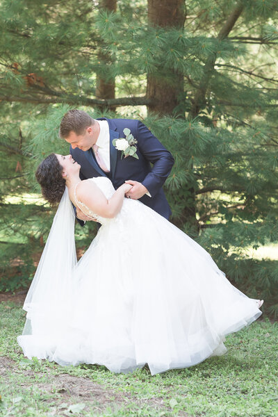 Bride and groom photo by Fort Wayne Wedding photographer Simply Seeking Photography