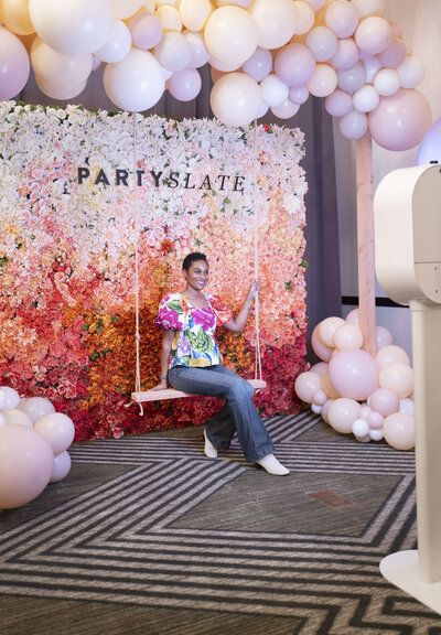 partyslate-swing-photo-op-chromaphotobooth