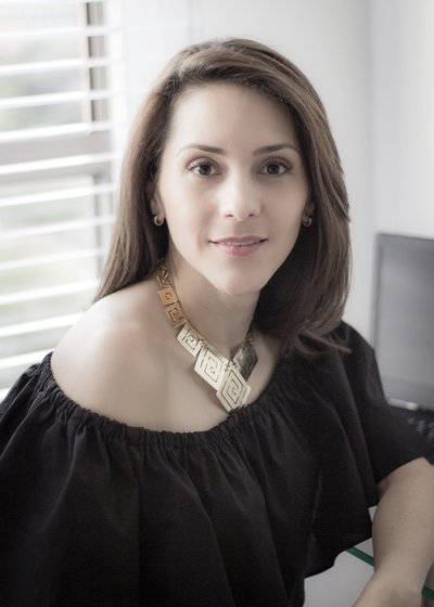 women-2900989_1920