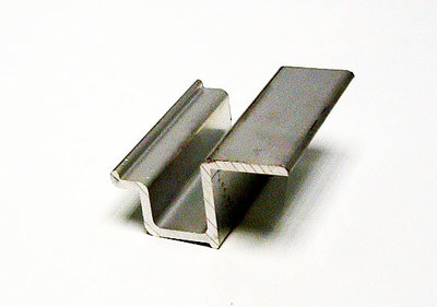 AE 022