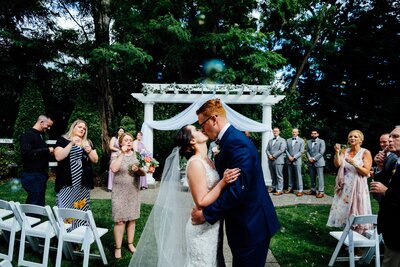Laurel Creek Manor is a wedding venue in the Seattle area, Washington area photographed by Seattle Wedding Photographer, Rebecca Anne Photography.