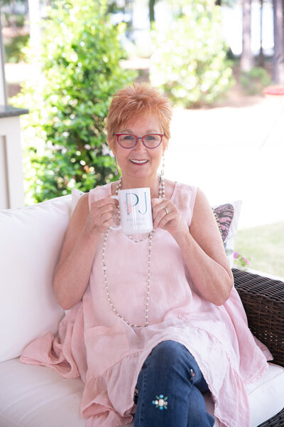 Positively Jane is a women’s lifestyle blogger and an over 60 blogger for women. Women’s Blog. Robin Bish 604