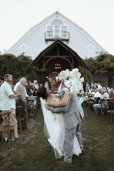 Leeann & Carlin | Abeja Winery & Inn Intimate Wedding Walla Walla Washington
