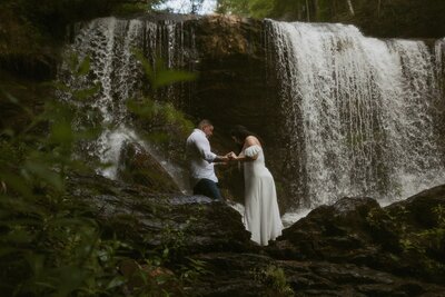 A precious elopement in greenville sc.