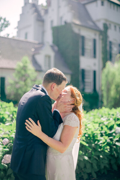 Ymke & Robbin - Laura de Roeck Photography 00263 Kasteel Groot Buggenum Luxe Bruiloft 