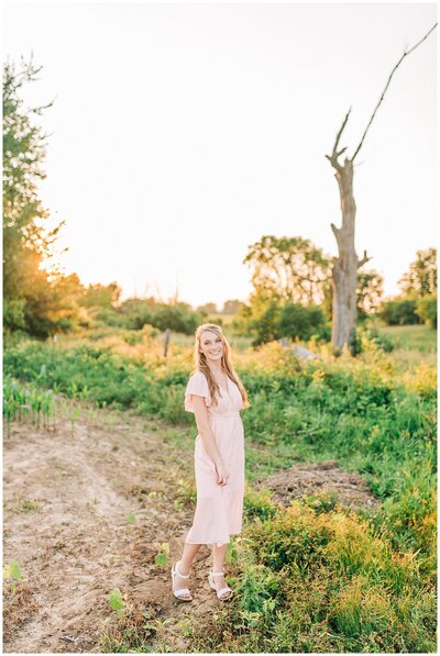 Central Ohio senior photography. Dreamy sunset session.