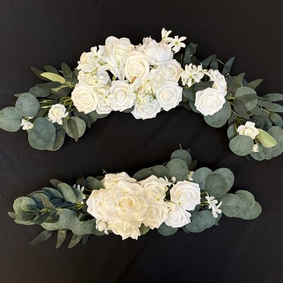 decor table florals at barnwood events in madison, winconsin.