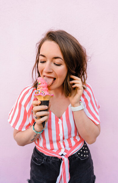 Gabby_Darling_Photography_About_me_ice_cream