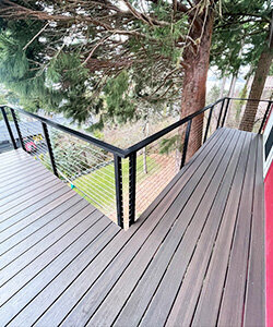 Photo of deck corners on quality built Bellingham Deck