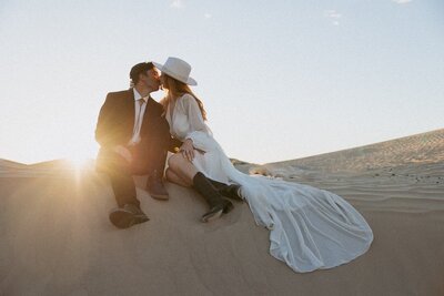 A precious elopement in a western desert.