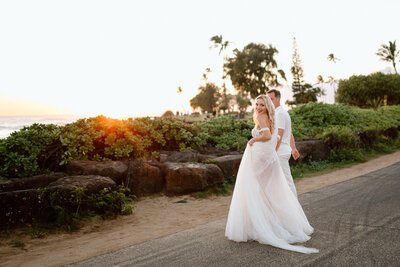 Oahu Hawaii Beach Elopement Wedding Photoshoot