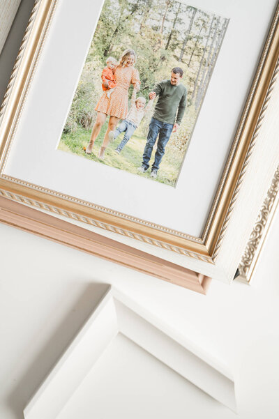 Milwaukee Wedding Photographer, Husband and Wife Photography Duo, Photography Duo, Husband and Wife Team, Main Photographer and Second Shooter, Springtime Apple Blossoms, Lake Como Beach Club House