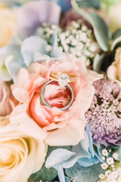 ring bridal bouquet