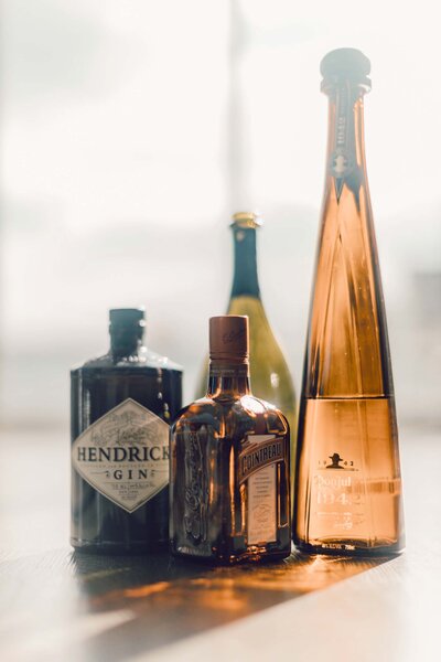 Cocktails-Alcohol-Design-Shadow