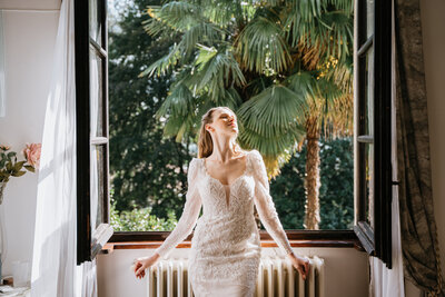 Bride getting ready for her multi day wedding in Lake Como at a Villa