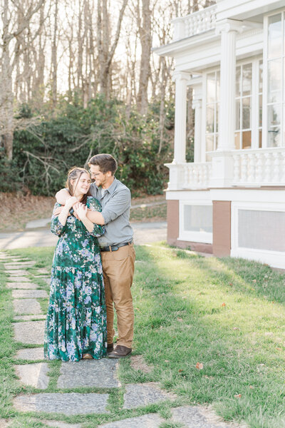 A beautiful spring engagement session at Boone, North Carolina