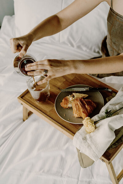 The Lovers Elopement Co - Dawn Thompson photography - styled shoot - breakfast in bed