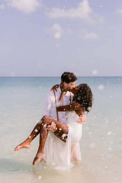 mikaela-san-juan-wnBlC8abIOY-unsplash