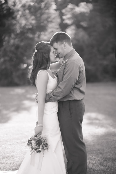 Click here to view Jordan and Kelcees' outdoor Pittsburgh wedding.