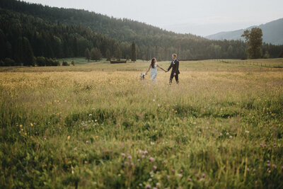 Photos by Marissa, nostalgic and romantic wedding photographer in Kelowna, BC. Featured on the Bronte Bride Vendor Guide.