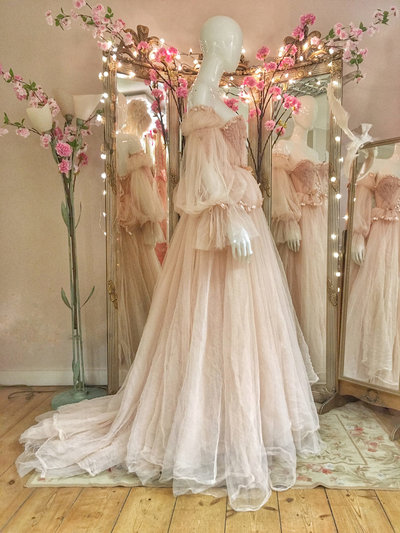 Yoake-tulle-blush-ribbon-romantic-wedding-dress-JoanneFlemingDesign-4