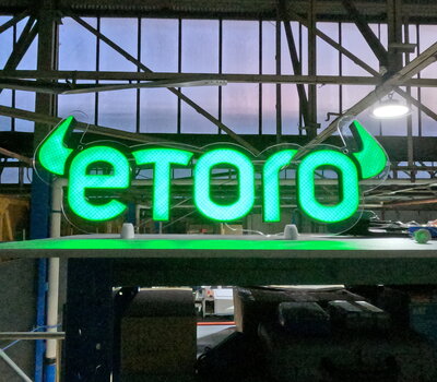 3D Illuminated Signs