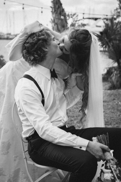 bride-under-veil