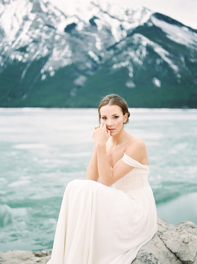 Fine Art Winnipeg Wedding Photographer Esther Funk2