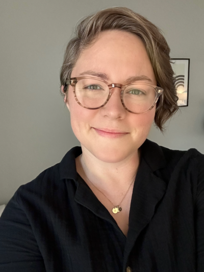 Joni, student midwife at Home Birth Honey, supporting families with gentle, hands-on care.