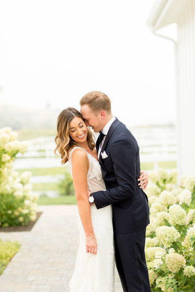 Colin & Terra | Harmony Meadows Wedding | Lake Chelan Wedding Photographer | Emily Moller Photography  (7 of 21)