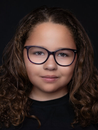 Professioneel kinderportret van een meisje met bloemenkrans  Amsterdam