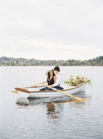 DeerLake+Boat+Engagement+Saminphotography+44