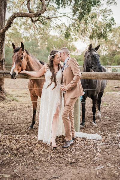 Mandurah wedding photographer relaxed couples portraits with horses