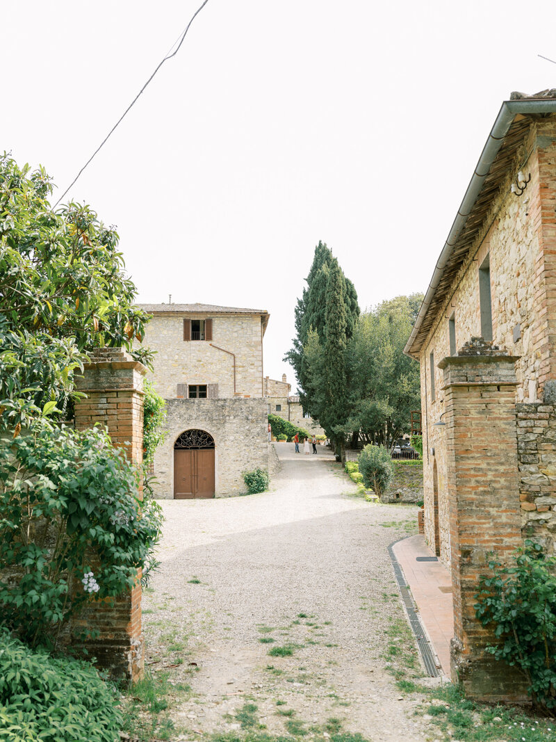 Sheri McMahon - Villa Catignano Tuscany Siena Italy by Fine Art Film Destination Wedding Photographer Sheri McMahon-2
