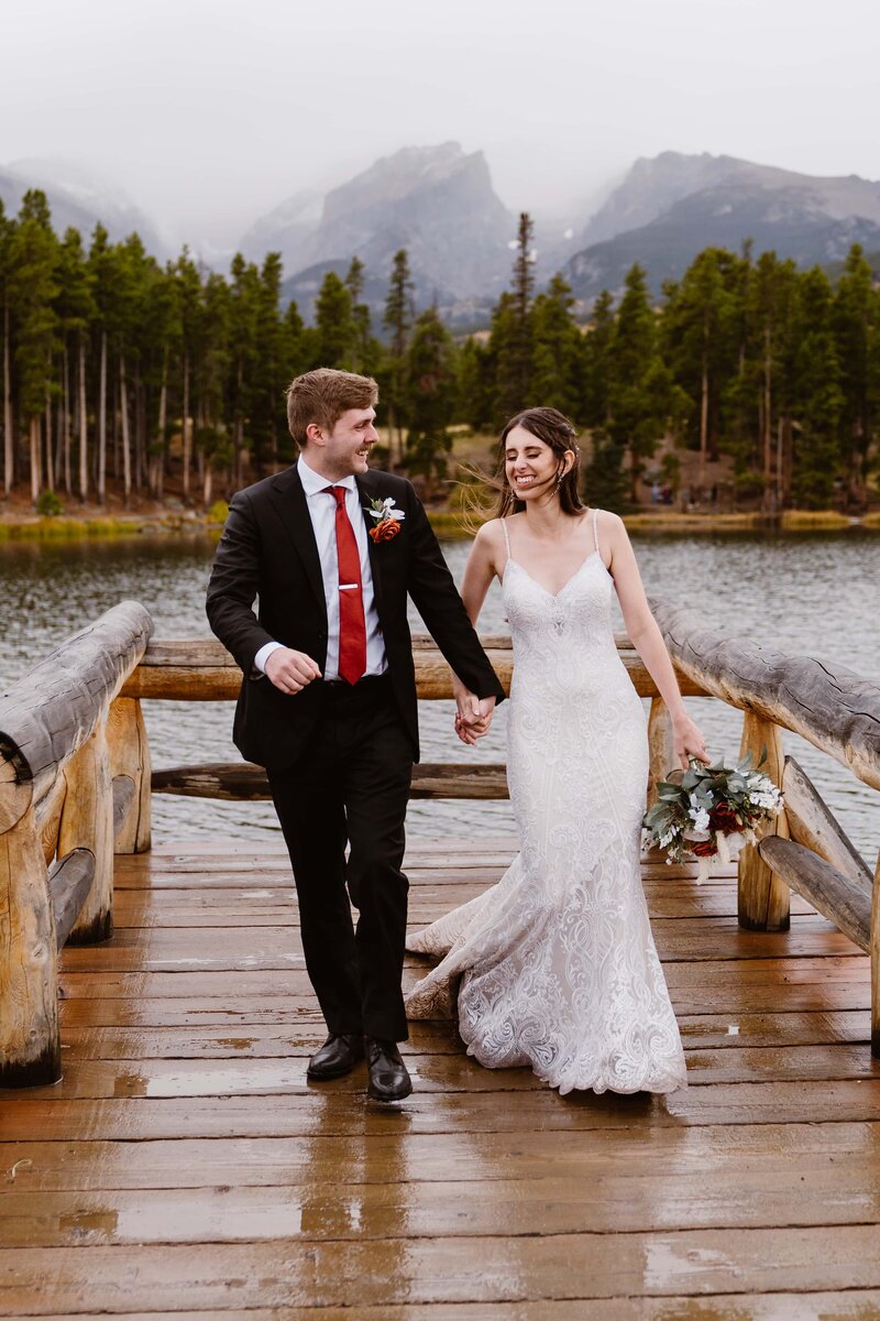 couple gets married in Rocky Mountain National Park, Colorado  at 3M Curve