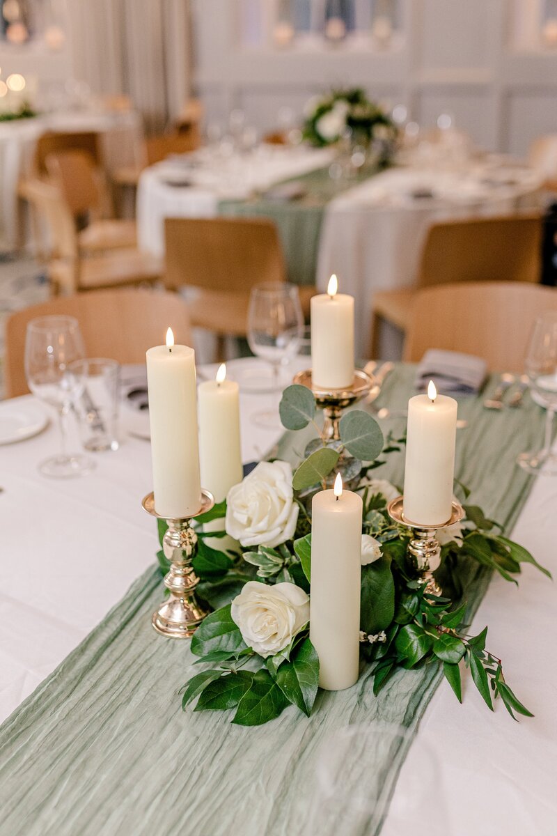 elegant-winter-church-wedding-in-bethesda-maryland-00020