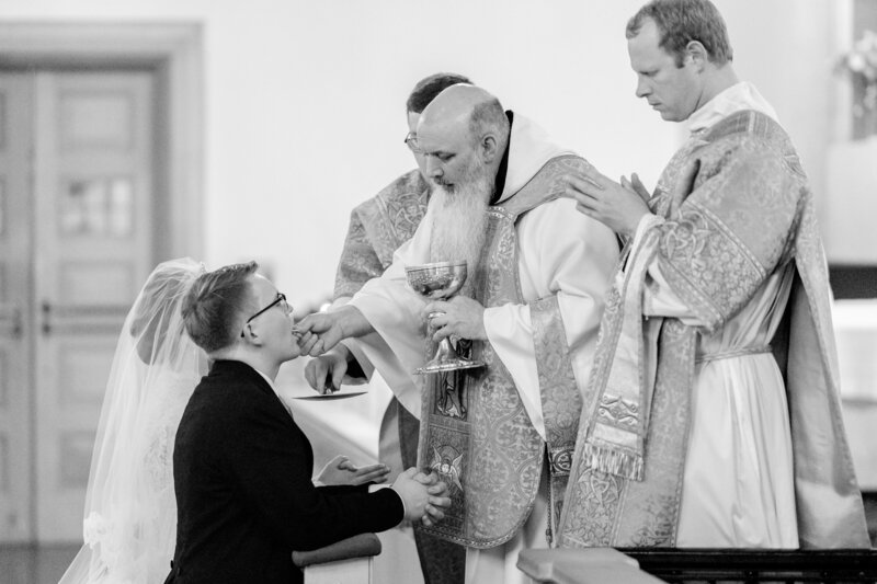 traditional-catholic-wedding-in-alexandria-virginia-00004
