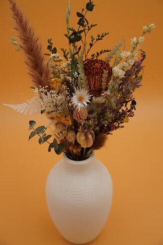 Saffron & Sunset Bouquet (8)