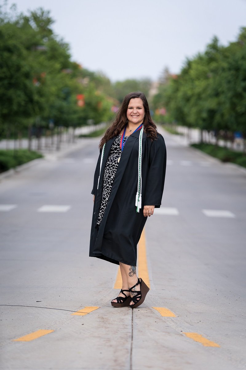 College Graduation Photos at Kansas University's Campus in Lawrence, KS Photographer - College Graduation Photographer_0060