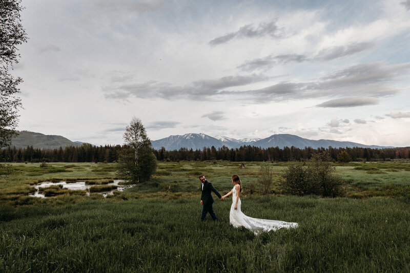 Montana Based Adventure Wedding & Elopement Photography