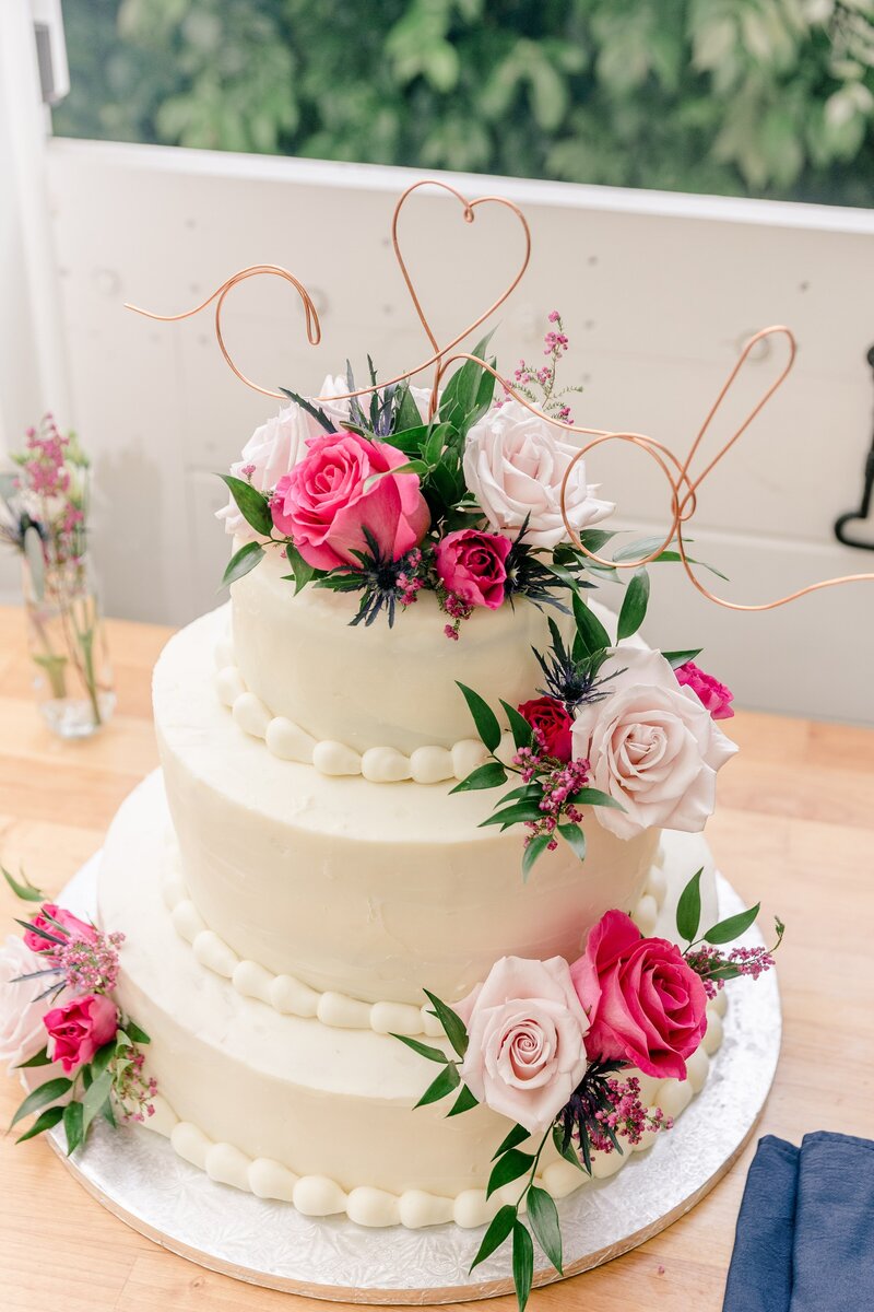 vibrant-farm-wedding-in-waterford-virginia-00043