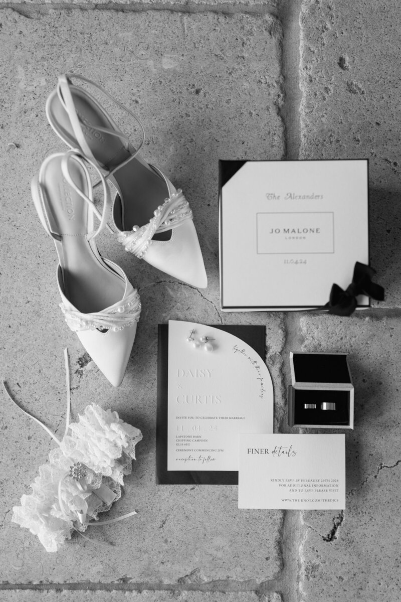 Luxury Cotswolds Wedding Photographer