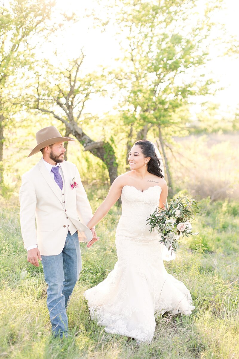 Fort-Worth-Barn-Wedding2