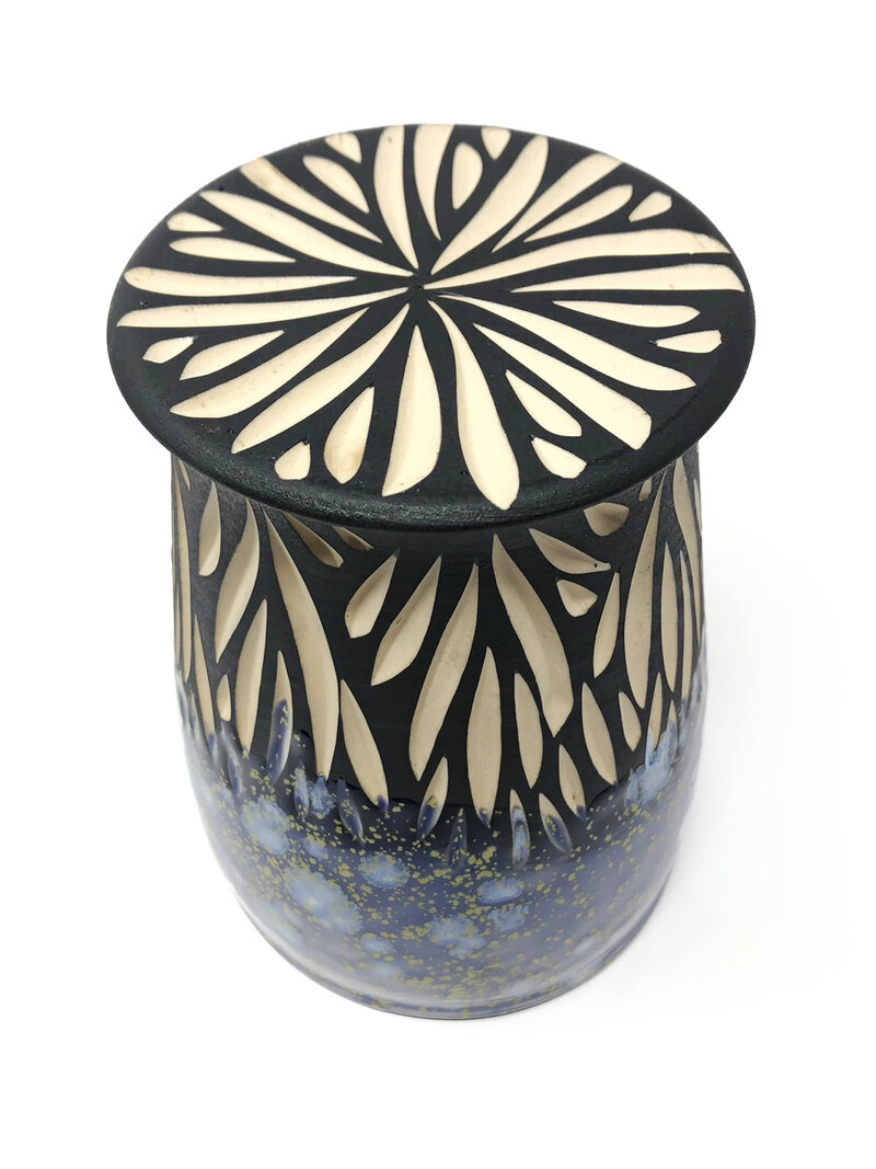 liz-allen-pottery-hand-carved-and-glazed-33