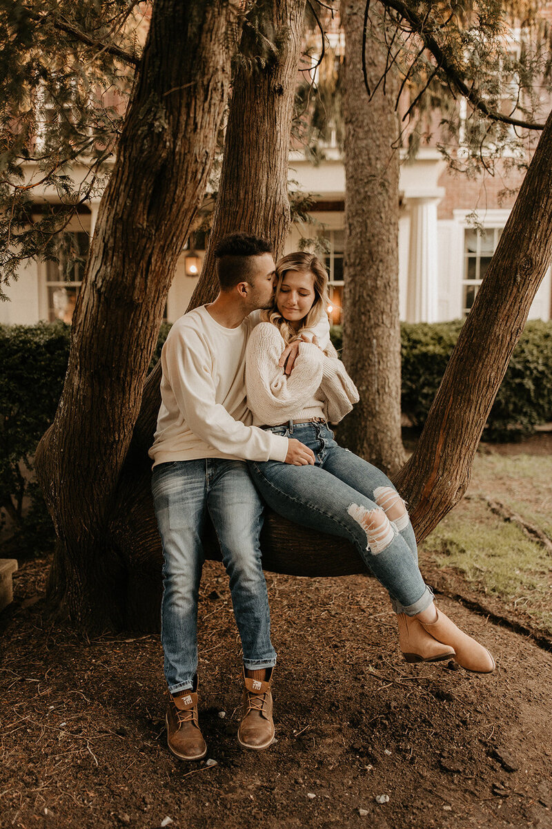021_Emily_Tim_Couples_Session_3.22.22-133