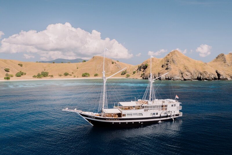 Yacht rentals in Indonesia provide a gateway to untouched natural beauty.