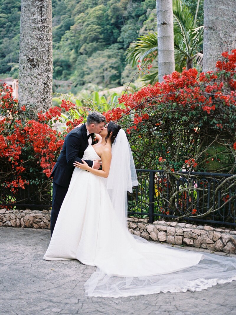 film-wedding-photos-86 film-wedding-photos-86