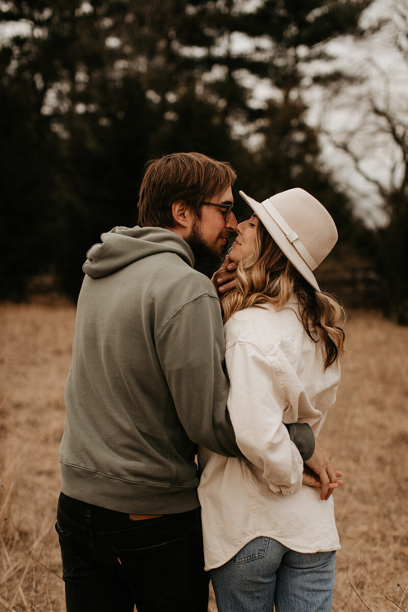 Rachael_Andrew_Engagement_Session_Sneak_Peek_3.16.21-4