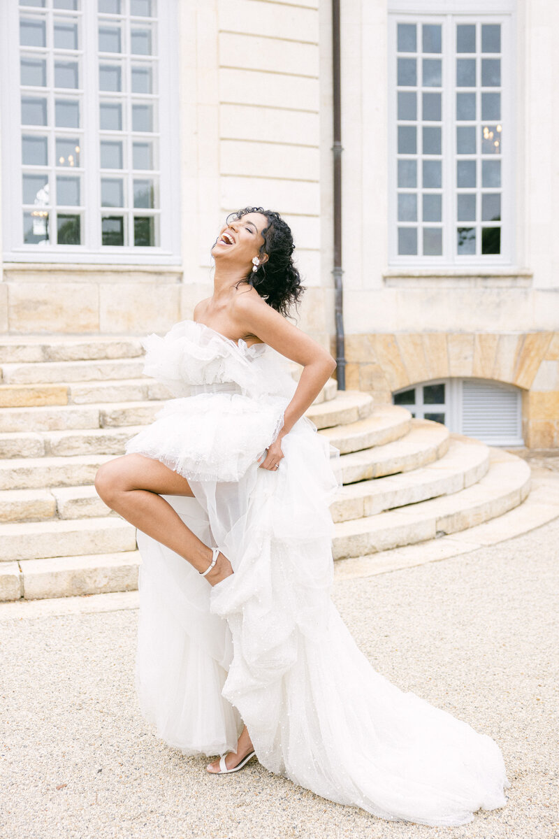 South of France wedding in Loire Valley at the Chateau du Grand-Lucé in the spring summer fine art captured by Chelsey Black Photography