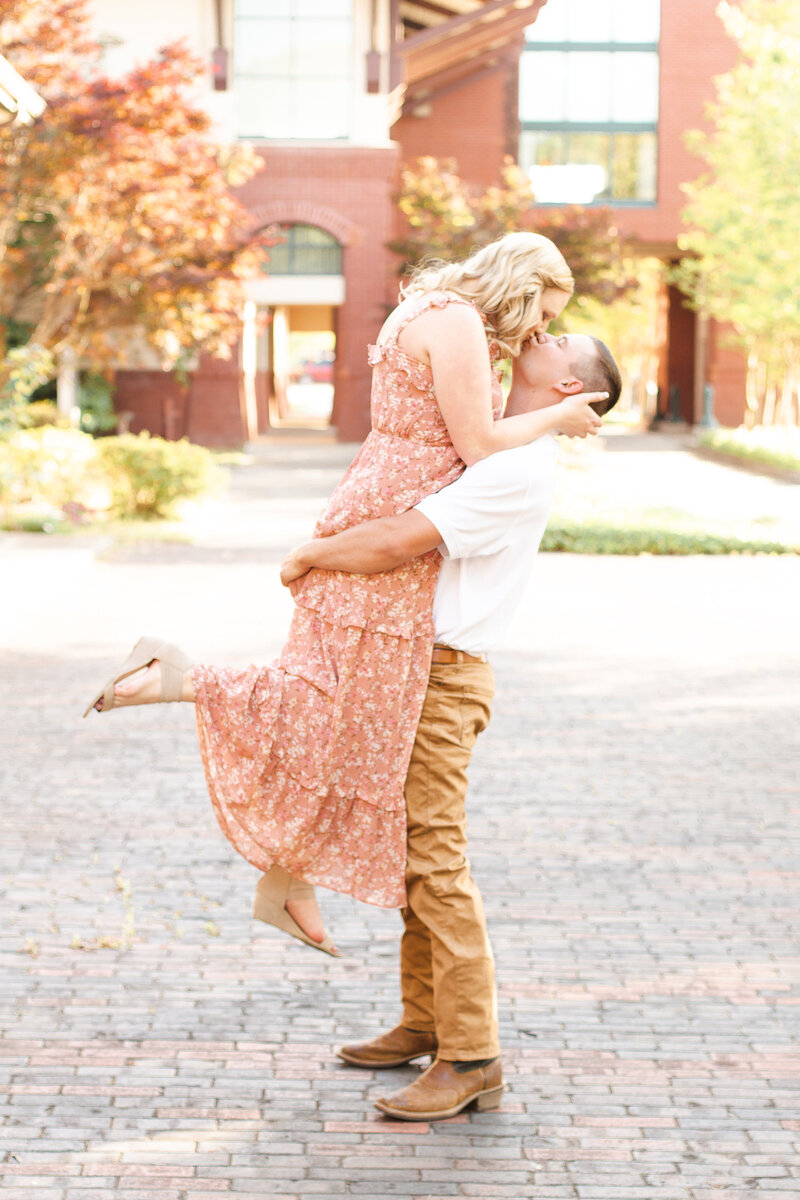 Engagement/ Maternity session in Meridian, Mississippi, 39301